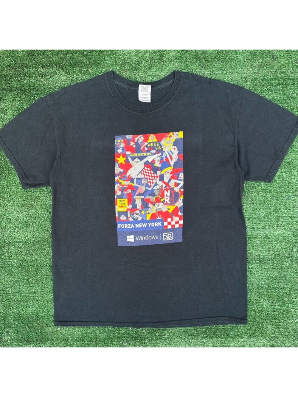 Vintage Y2K MLS New York Red Bulls Soccer T-Shirt Navy L Colorful Sporty Mosaic